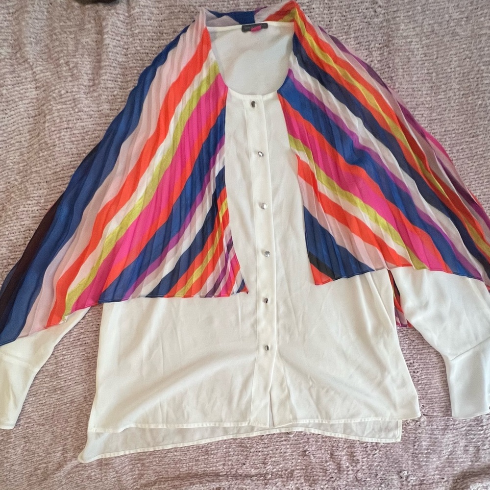 NWT Vince Camuto Blouse